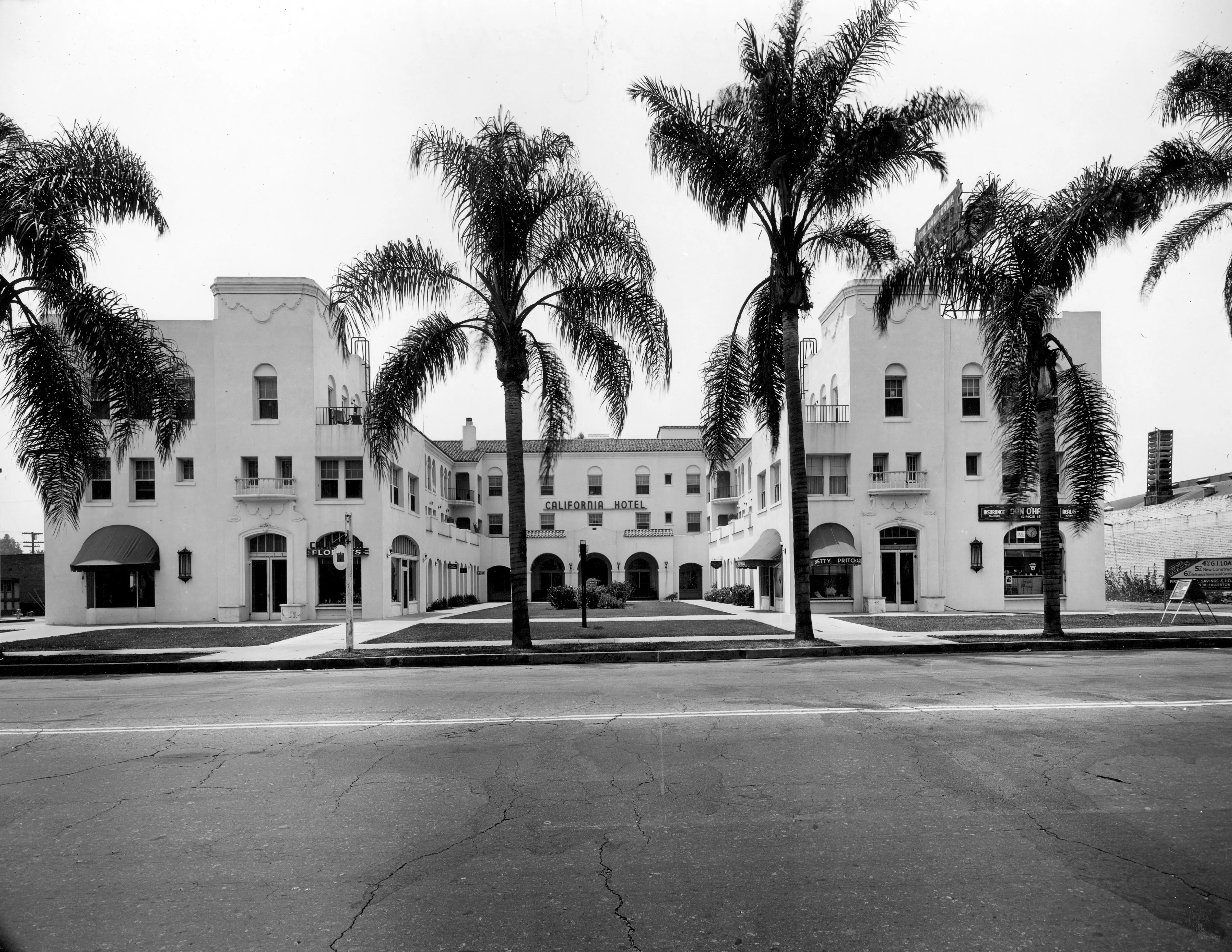 Hotel, California 21